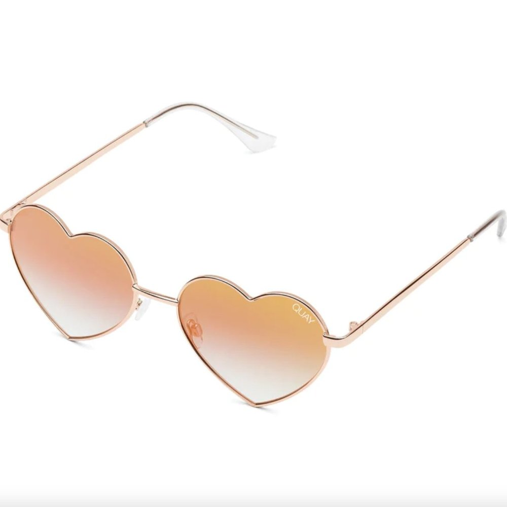 NWT QUAY AUSTRALIA Heartbreaker Heart Shaped Sunglasses Rose Gold Copper Fade